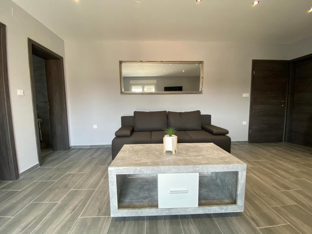 Villa Maleo Медулин Екстериор снимка