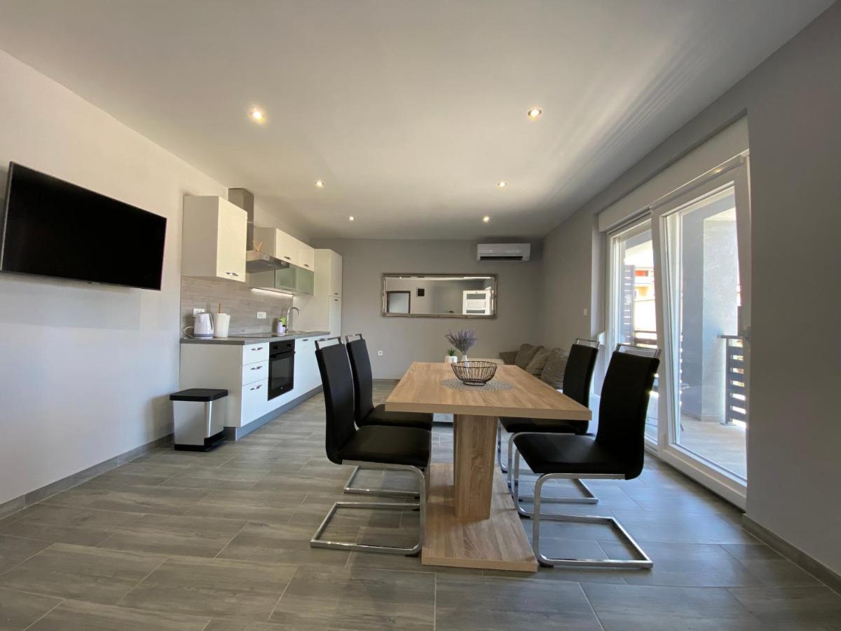 Villa Maleo Медулин Екстериор снимка