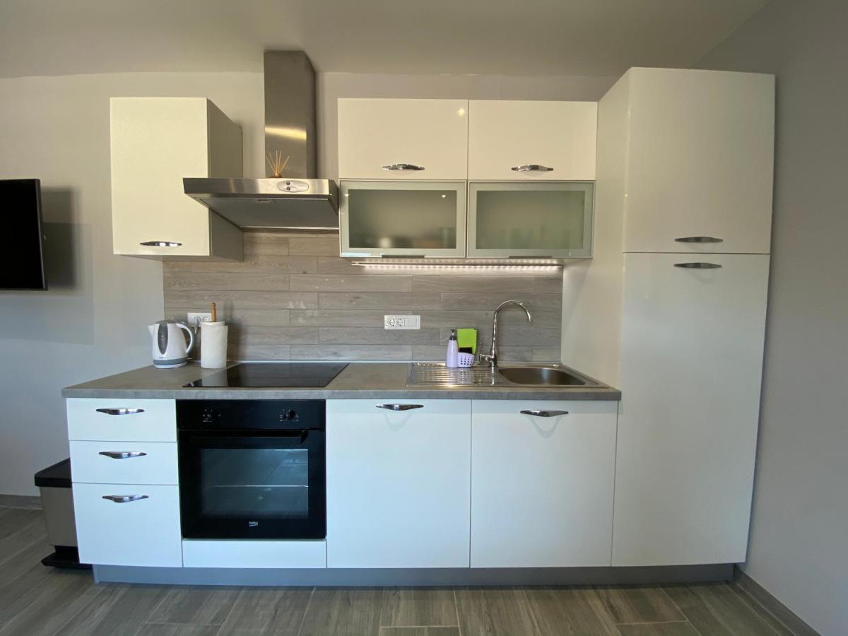Villa Maleo Медулин Екстериор снимка